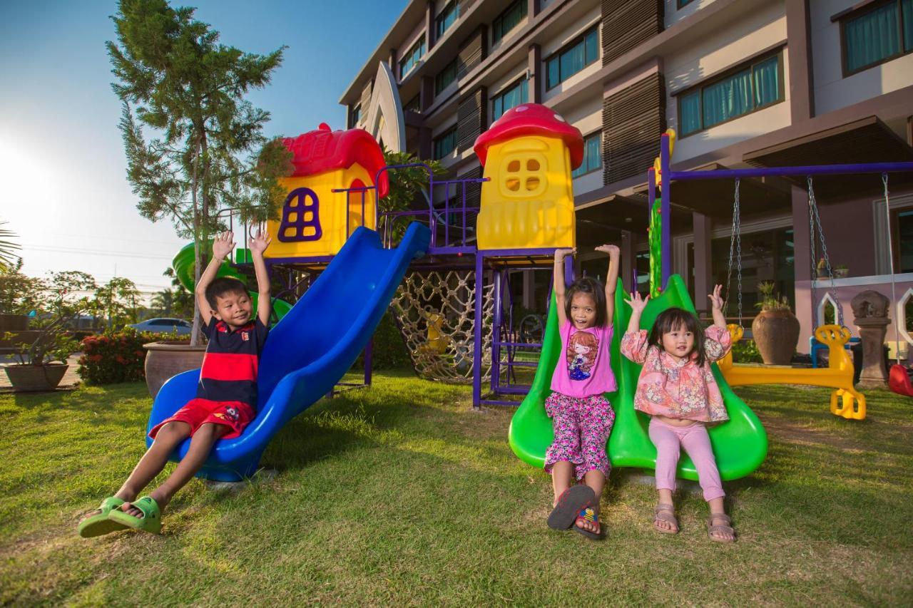 Phanomrungpuri Hotel Buriram Nang Rong Exterior foto